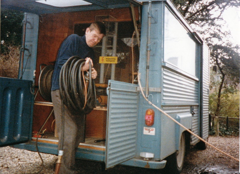 19920901 ; Meetbus-03.jpg